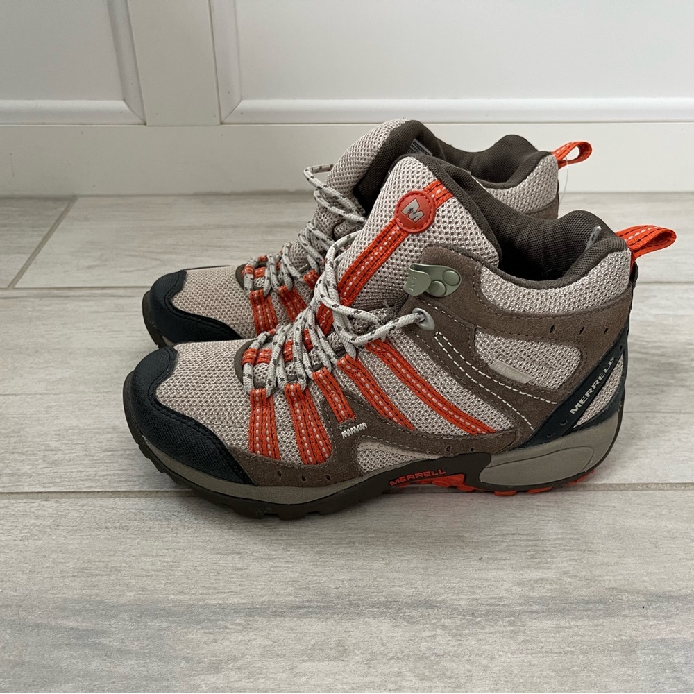 MERRELL Tuskora Mid Waterproof Hiking Boots Sz 6 Brindle Burnt Orange J080664